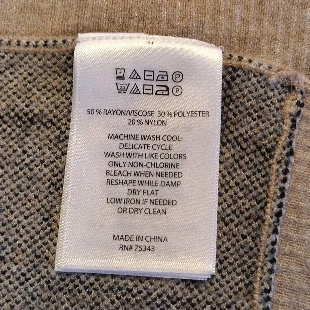 Tahari Beige Plaid Hooded Poncho Cape With Kangaroo Pocket One‎ Size